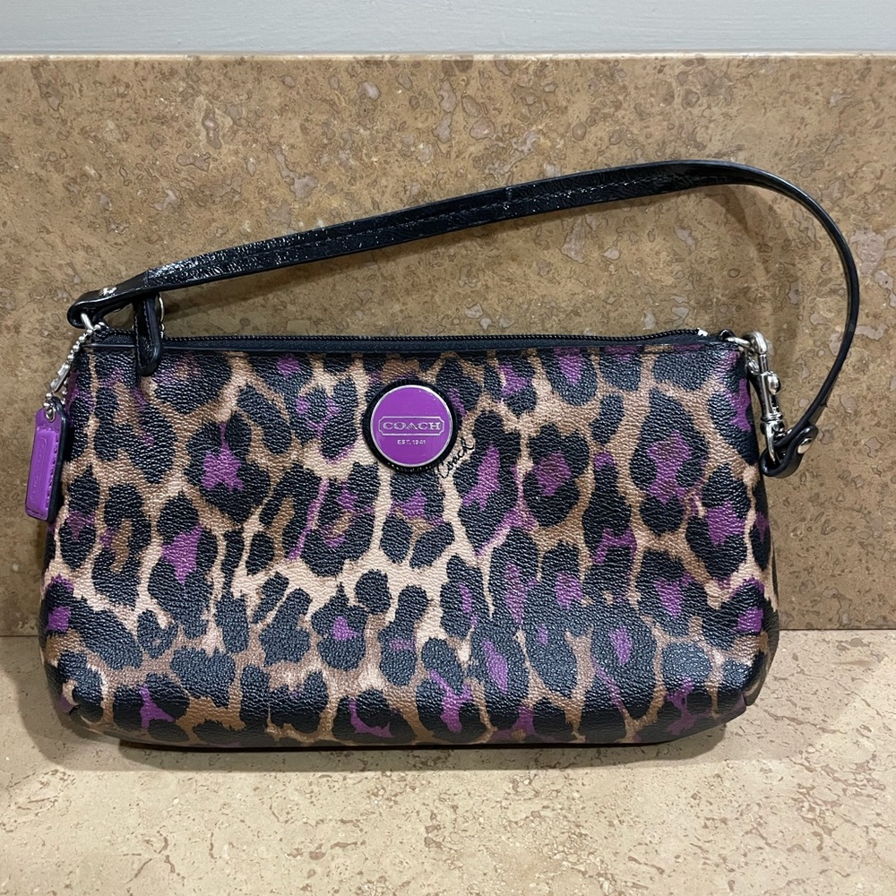 Coach Wristlet/Small Purse
